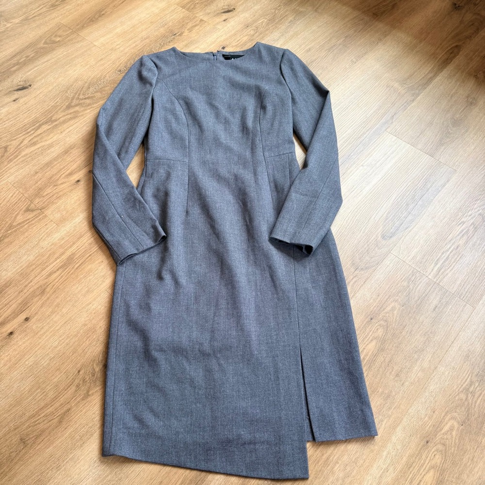Nain Gray Long Sleeve Asymmetrical Hem Sheath Dress Small‎